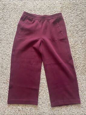 Women’s Wide-Leg Pull-On Pants in Burgundy